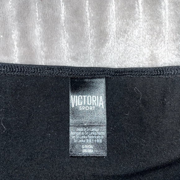 Victoria sport crop tank top and or sports bra - Picture 3 of 3